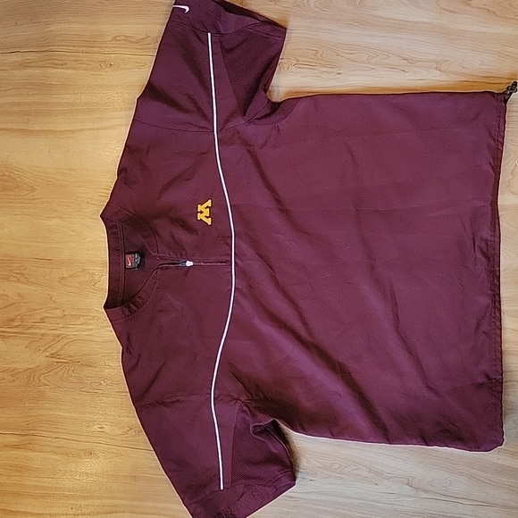 Nike Other - NIKE Minnesota Golden Gophers Team Gear 1/4 Zip Pullover